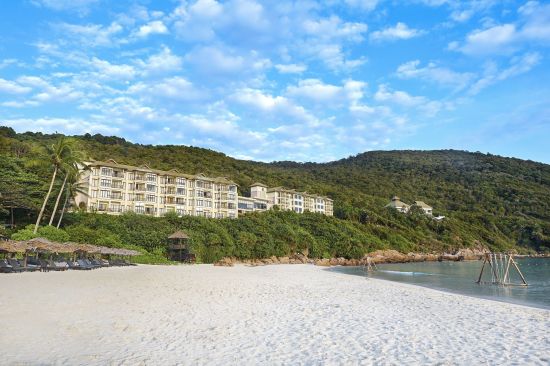 The Taaras Beach & Spa Resort in Redang:  Cliff Building