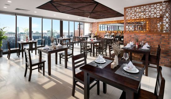 MK Premier Boutique Hotel à Hanoi:  Restaurant & Bar