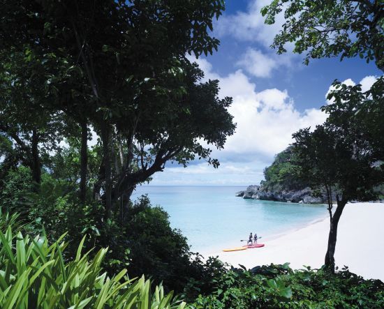 Shangri-La's Boracay Resort & Spa:  Kayak