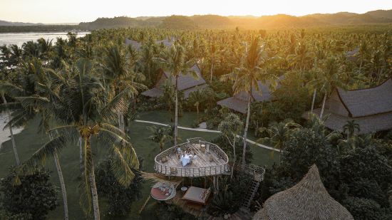 Nay Palad Hideaway in Siargao: Romantic dinner on the Tree House