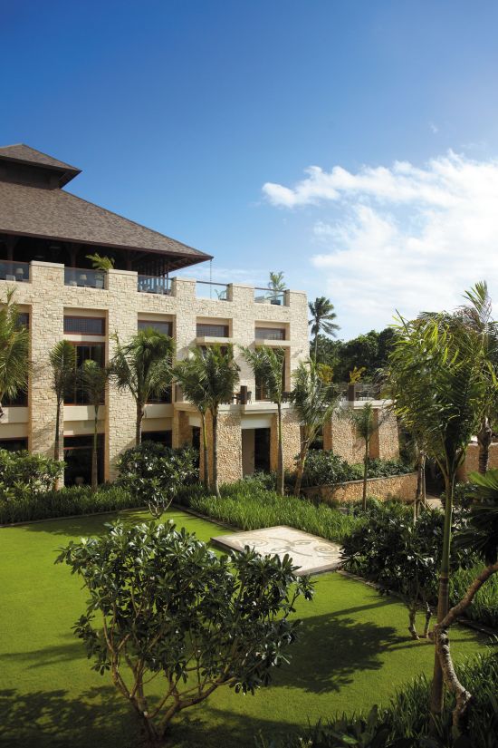 Shangri-La's Boracay Resort & Spa:  Garden