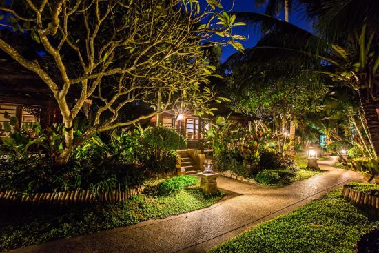 Fair House Beach Resort & Hotel in Ko Samui:  Surrounding