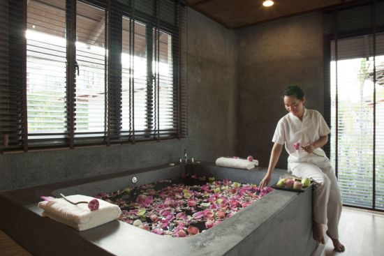 The Royal Sands Koh Rong:  Spa Room