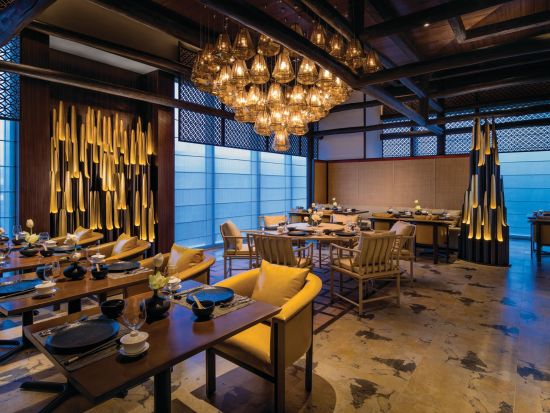 Shangri-La Colombo:  Shang Palace - Seating Area