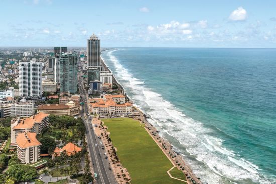 Shangri-La Colombo:  Galle Face Promenade View