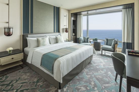 Shangri-La Colombo:  Premier Ocean View