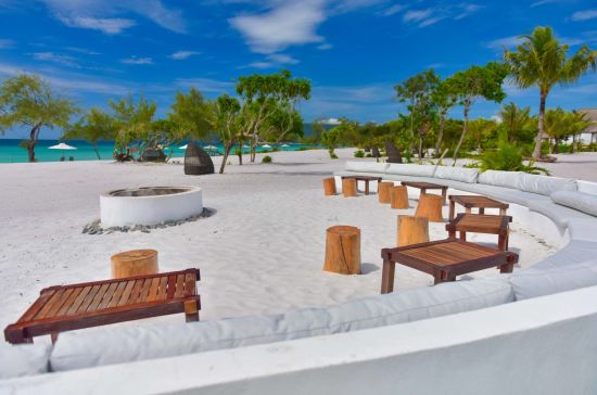 The Royal Sands Koh Rong:  The Chill Bar