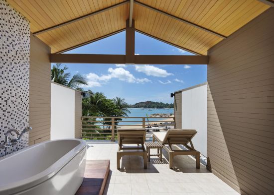 Garrya Tongsai Bay Samui in Ko Samui:  Beachfront Suite | Outdoor Bathtub