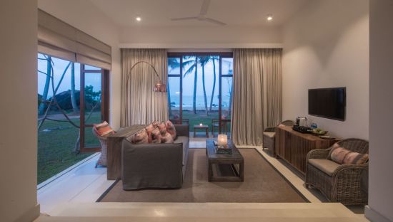 Kumu Beach in Balapitiya:  Ocean View Suite