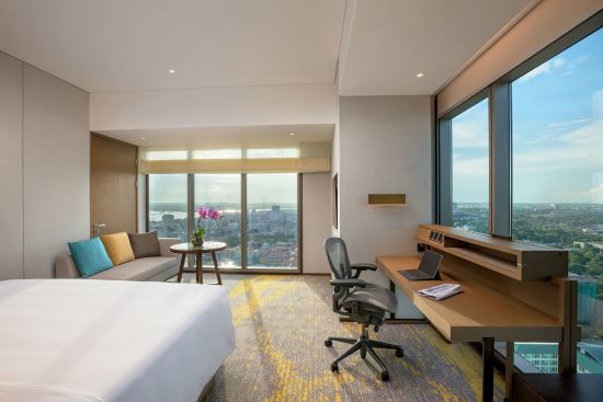 Pan Pacific Yangon:  Premier Corner