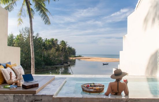 Devasom Khao Lak Beach Resort & Villas: Seaside Pool Paradise Suite