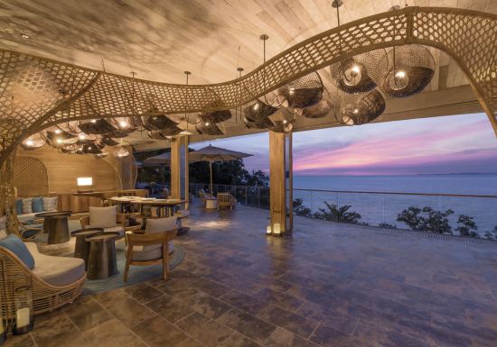 Six Senses Krabey Island à Koh Krabey:  beach: facilities: Sunset at the lobby