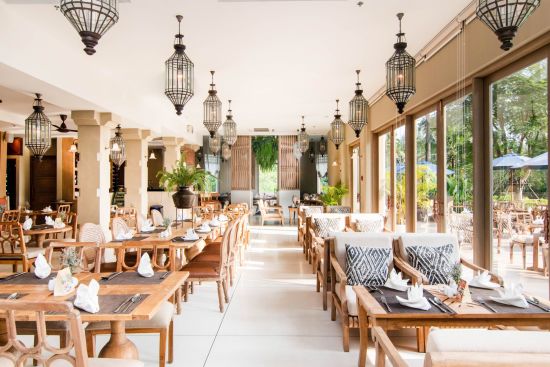 Devasom Khao Lak Beach Resort & Villas: TAKOLA Thai Restaurant