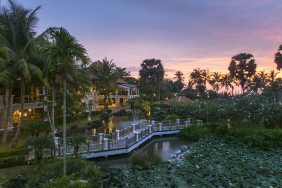 Rawi Warin Resort & Spa à Ko Lanta:  Garden