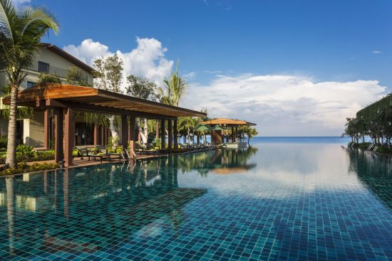 Dusit Princess Moonrise Beach Resort in Phu Quoc:  Pool