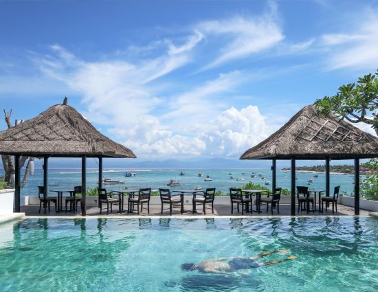 Batu Karang Lembongan Resort & Spa in Nusa Lembongan:  Muntigs pool