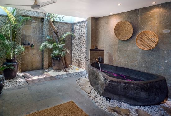 Batu Karang Lembongan Resort & Spa in Nusa Lembongan:  Twin Share Room