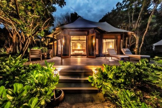 Wa Ale in Mergui Archipel:  Tented Beach Villa
