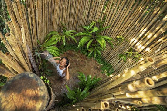 Wa Ale in Mergui Archipel:  Alfresco-shower