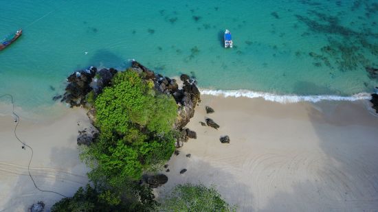 Awei Pila Resort in Mergui Archipel:  Awei Pila-Secluded Pristine Beach