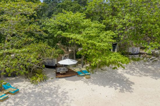 Awei Pila Resort in Mergui Archipel:  Beachfront Seaview