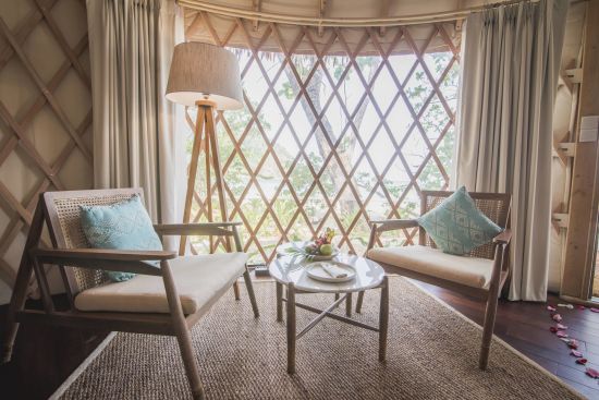 Awei Pila Resort in Mergui Archipel:  Beachfront Seaview | Seaview (Row 2)