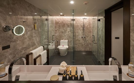 Khanom Beach Resort & Spa:  Deluxe Sea View