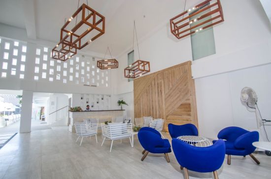 Coast Boracay:  Lobby