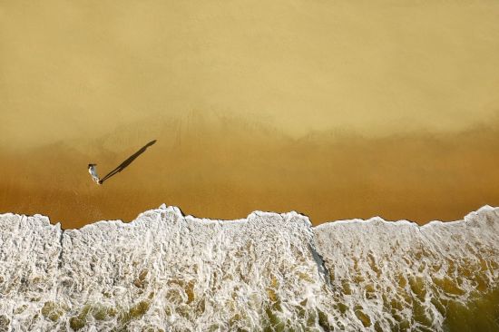 Anantara Quy Nhon Villas: Beach Aerial View Lady Walking