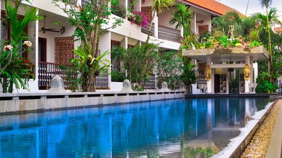 Montra Nivesha Residence à Siem Reap:  Pool