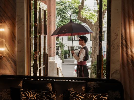 Capella Hanoi: staff