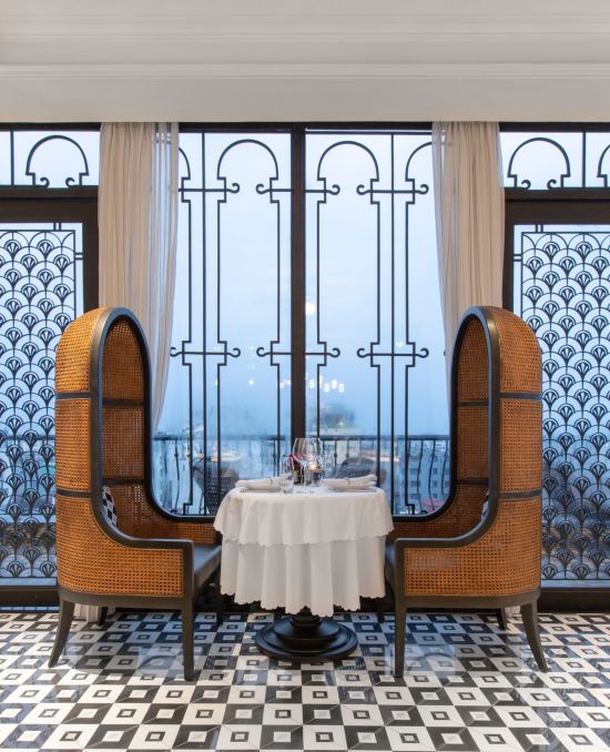 La Siesta Premium Hang Be à Hanoi:  Cloud Nine Restaurant