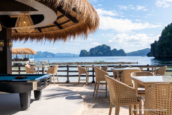 El Nido Resorts Miniloc Island in Palawan: Beach Bar