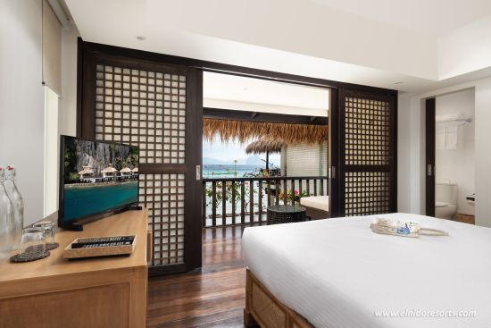 El Nido Resorts Miniloc Island in Palawan: Water Cottage