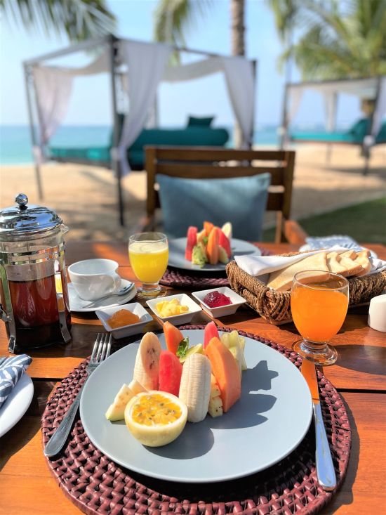 Lantern Boutique Hotel in Mirissa:  Outdoor Breakfast