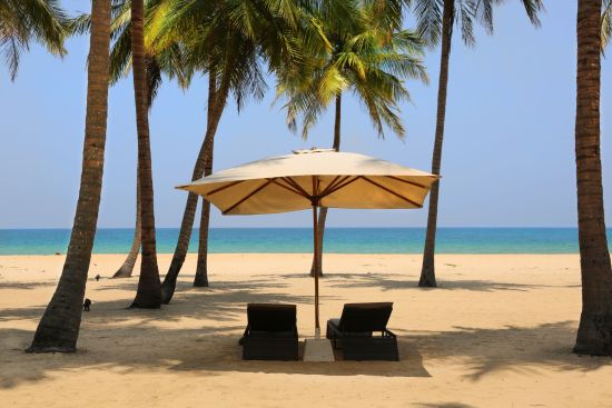 Karpaha Sands in Passekudah:  Sunlounger
