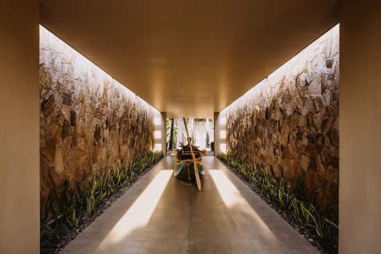 Karpaha Sands in Passekudah:  Entrance