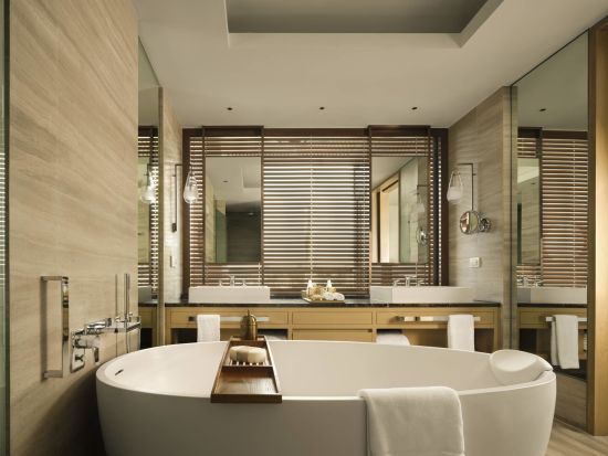 Capella Bangkok:  Riverfront | Bathroom