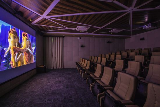 The Anam Cam Ranh à Nha Trang:  3D Cinema