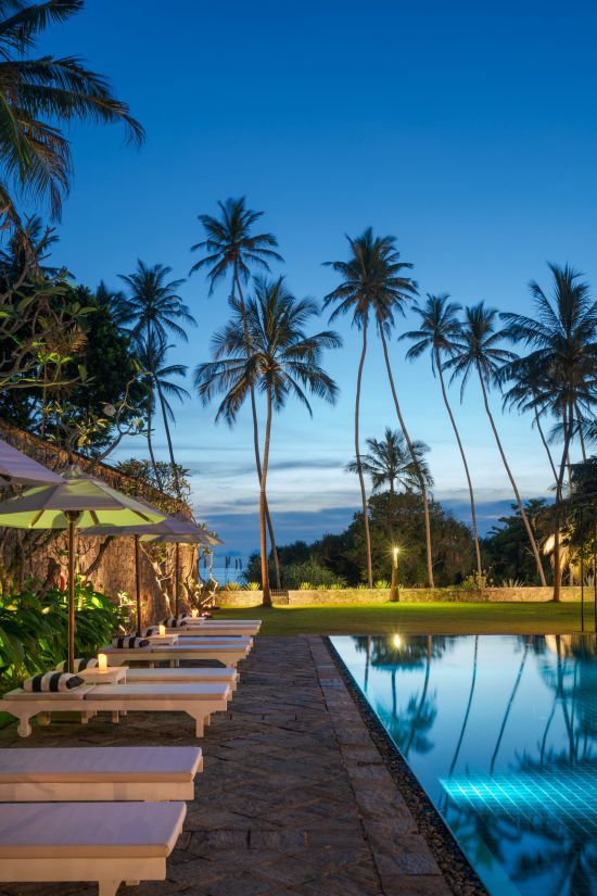 Taru Villas - The Long House in Bentota:  pool with sun chairs
