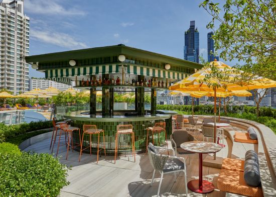 The Standard, Bangkok Mahanakhon: Pool Bar