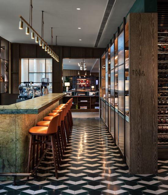 The Hari in Hong Kong:  Lucciola Restaurant & Bar