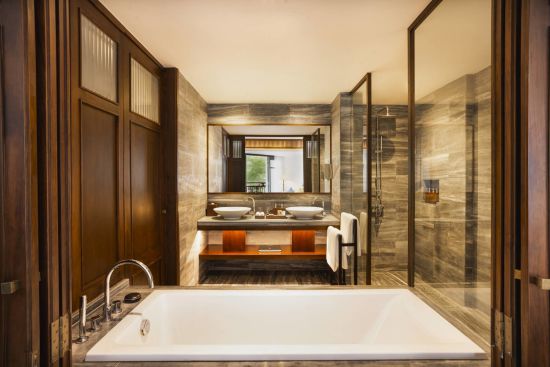 The Anam Cam Ranh à Nha Trang:  Deluxe | bathroom