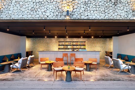 MAUA Nusa Penida: Aroha Bar