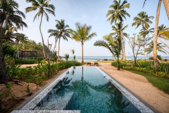 Ahu Bay in Ahungalla:  Plunge Pool