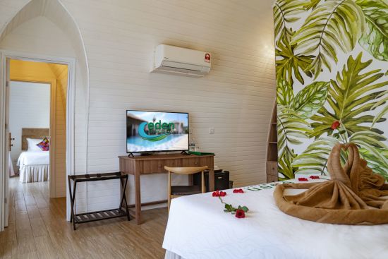 Eden Beach Resort in Koh Rong Sanloem: Family Bungalow Garden View