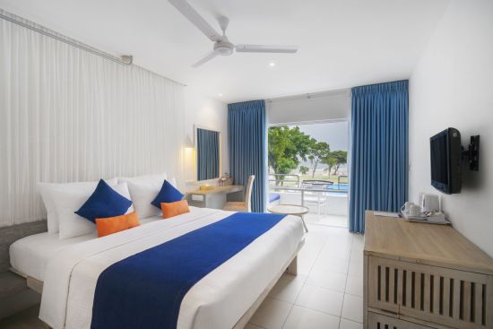 Trinco Blu by Cinnamon in Trincomalee:  Superior Room
