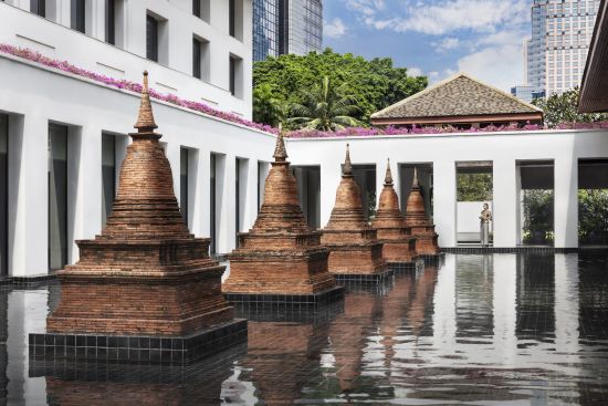 The Sukhothai Bangkok:  Chedi Pond