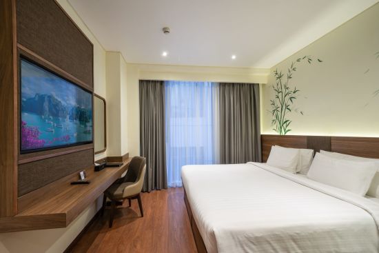 Northern Charm Hotel in Saigon:  Deluxe | King