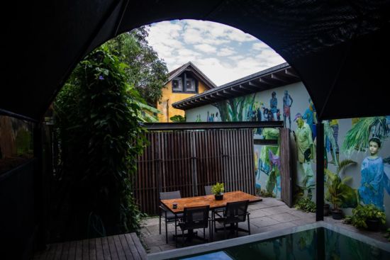 The Postcard Mandalay Hall à Kochi:  Courtyard & Pool